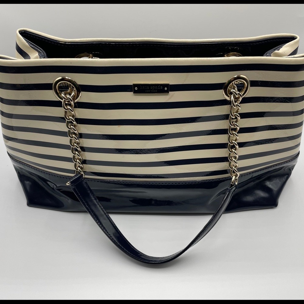 EUC Kate Spade Navy and White Striped Purse